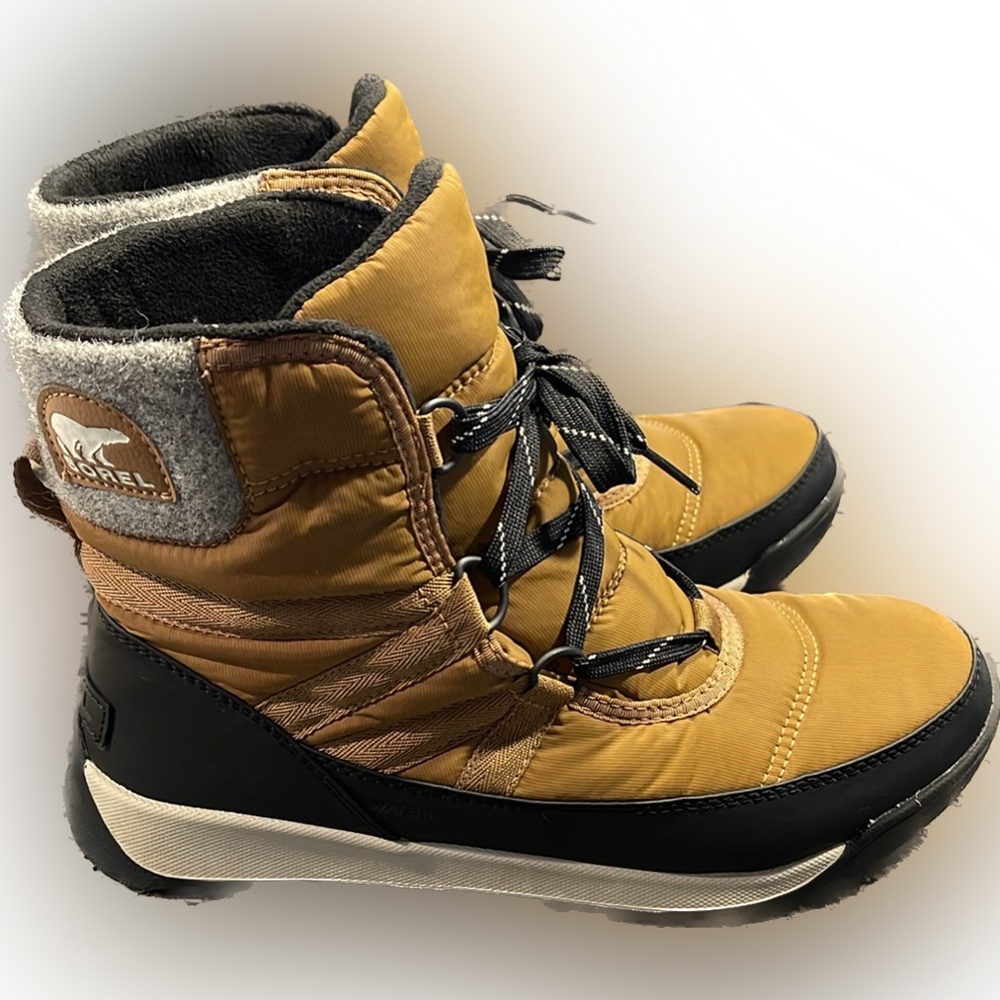 Women’s size 9 Sorel boots